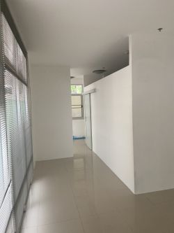 Condo The Niche Ratchada Huay Khwang